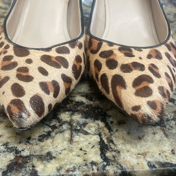 Calf hair leopard print heels. - Picture 3 of 5